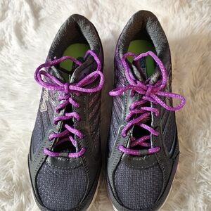 FILA COOL MAX LIGHTWEIGHT LACE SNEAKER SHOE 9.0 NIB